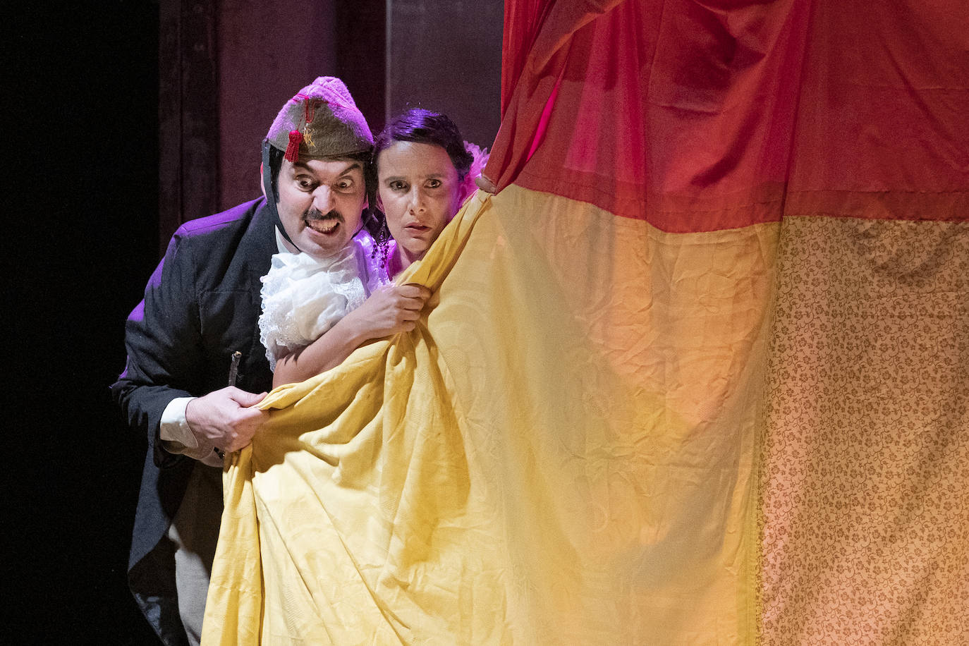 Fotos: Betitxe, la diseñadora vizcaína que hace magia en el teatro