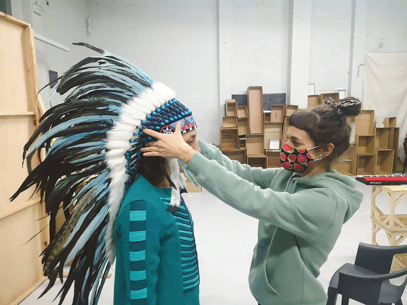 Fotos: Betitxe, la diseñadora vizcaína que hace magia en el teatro