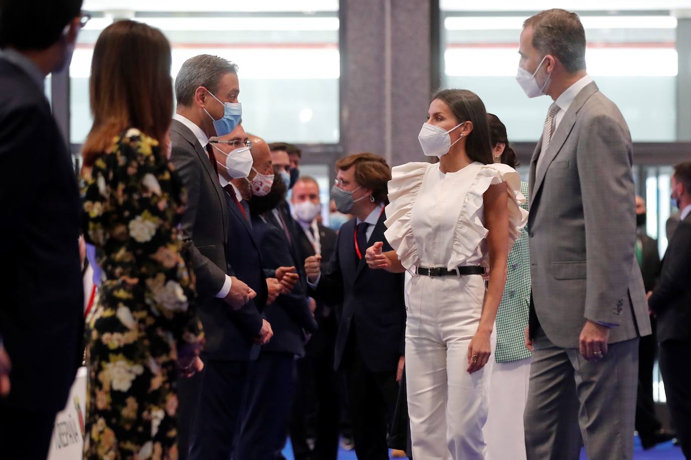 Fotos: Letizia saca su lado flamenco en Fitur: el mono de volantes que nadie esperaba ver