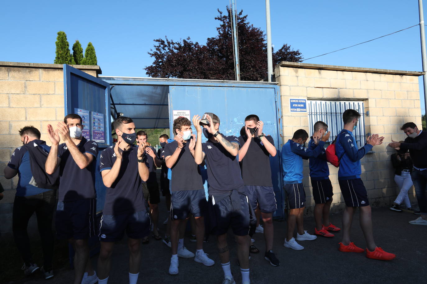 Fotos: El pueblo de Amorebieta festeja el ascenso