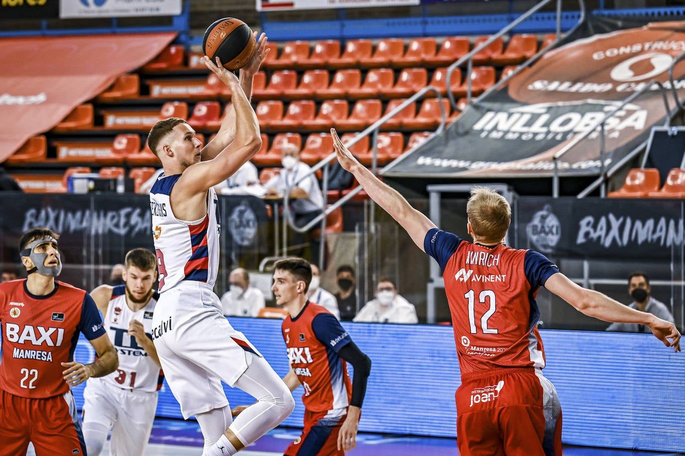 Fotos: Las mejores imágenes del Manresa-Baskonia