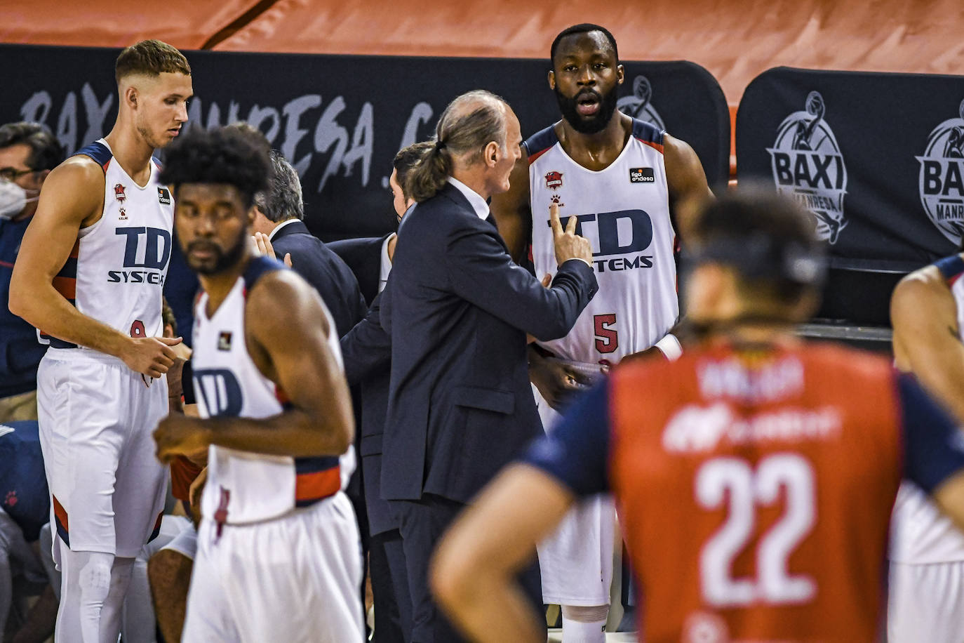 Fotos: Las mejores imágenes del Manresa-Baskonia