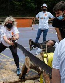 Imagen secundaria 2 - Ibilaldiaren oihartzunak Leioa eta Sopela lotu du: 8,5 kilometro irrintzika