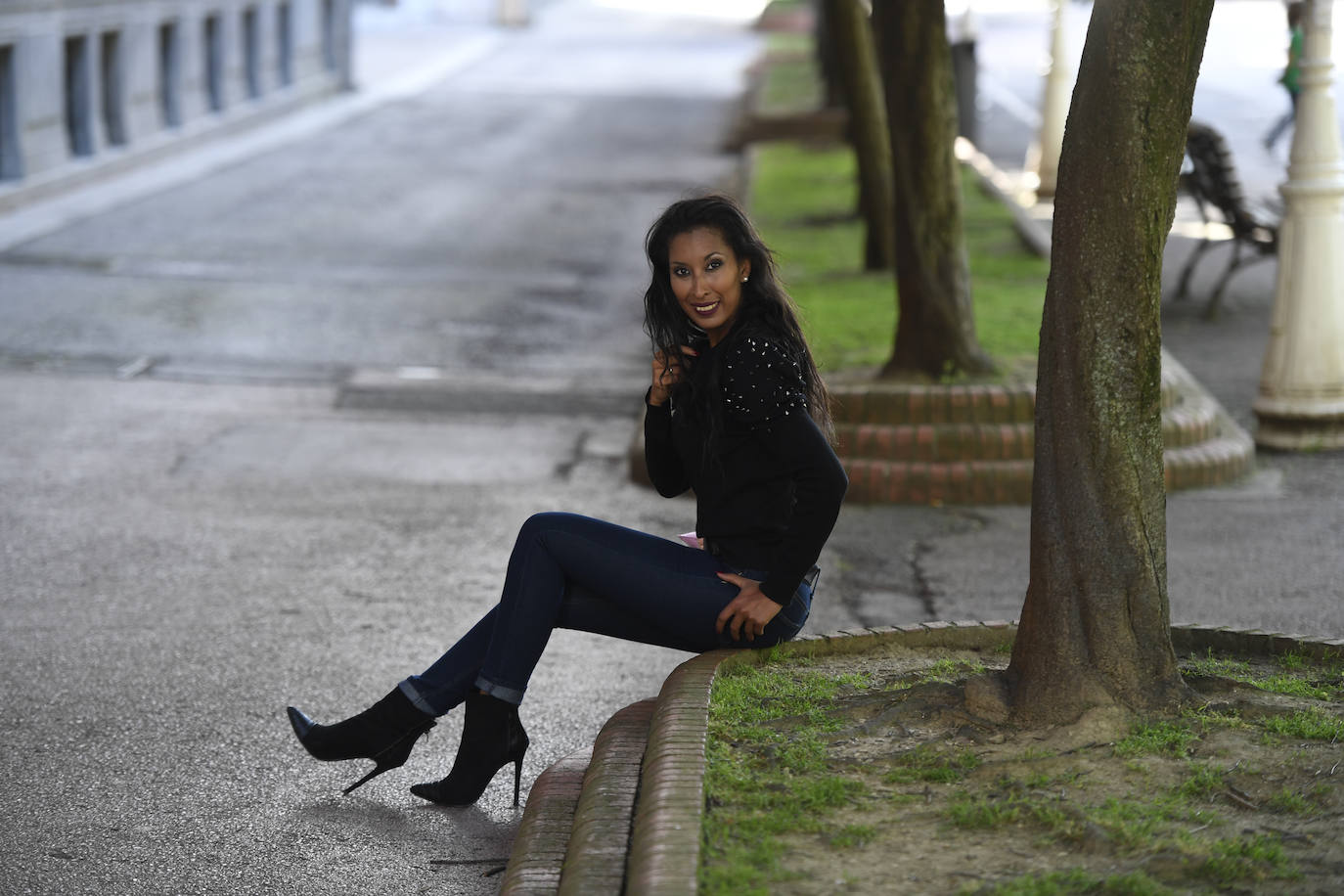 Fotos: Así es Amira, la candidata bilbaína al certamen nacional de belleza para mujeres con más de 30 años