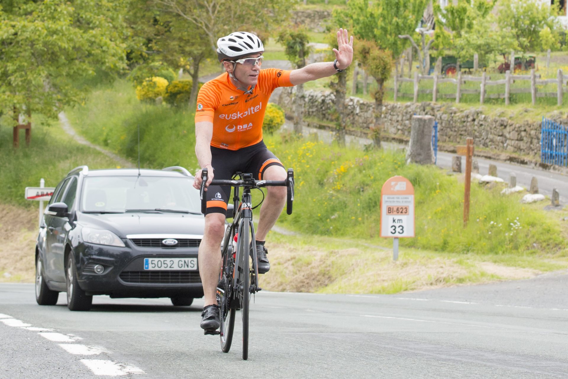 Fotos: La subida a Urkiola de los rojiblancos, en imágenes