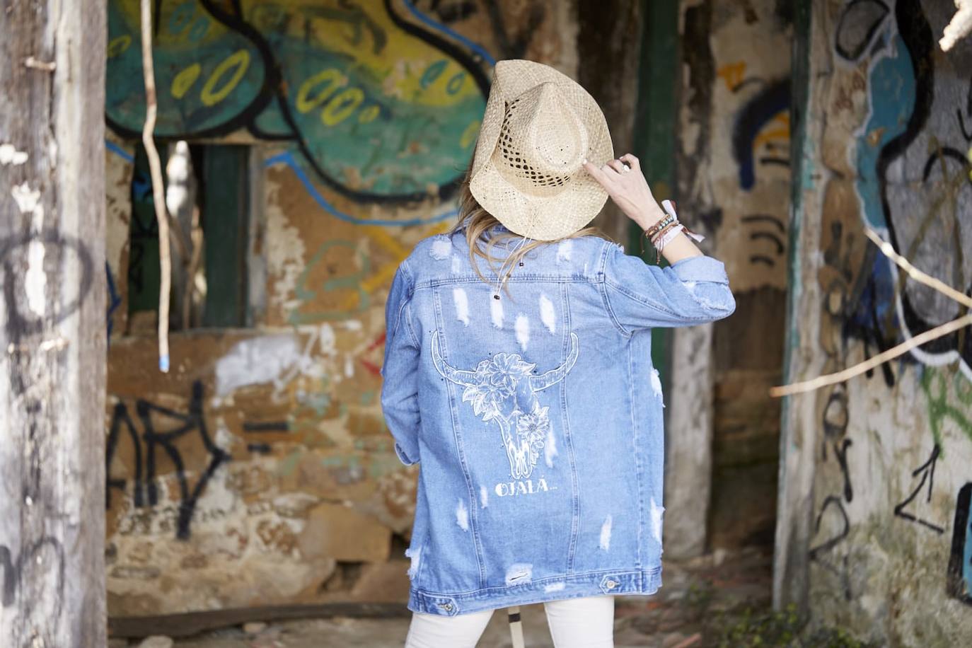 Fotos: Madre e hijo personalizan ropa y accesorios únicos en si tienda de Barakaldo