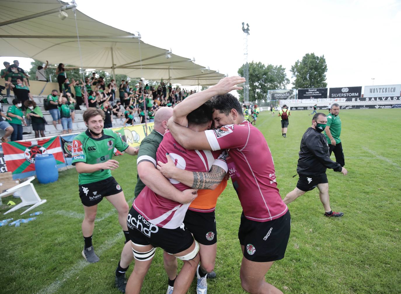 Fotos: El Gernika sube a División de Honor