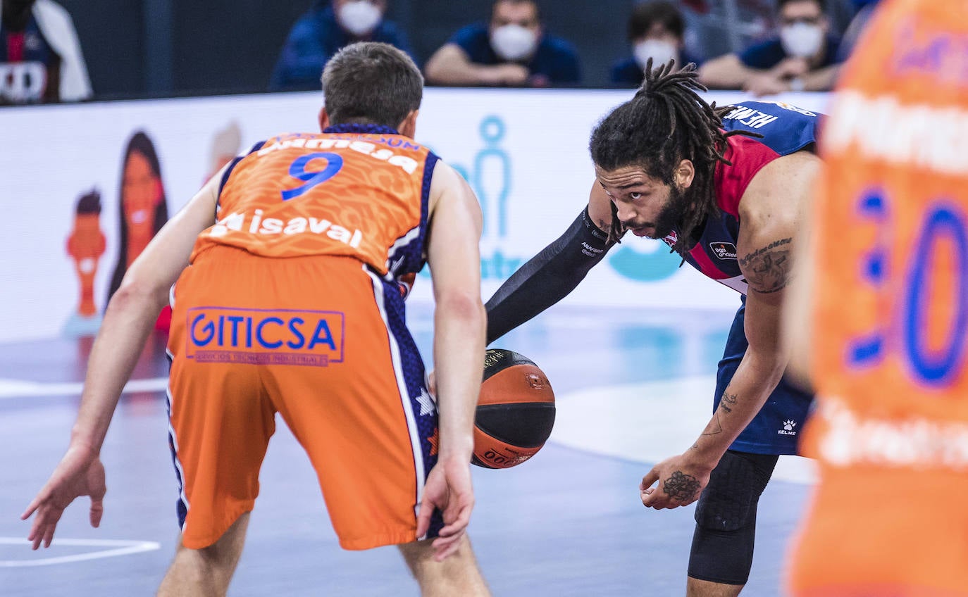 Fotos: Las mejores imágenes del Baskonia - Valencia
