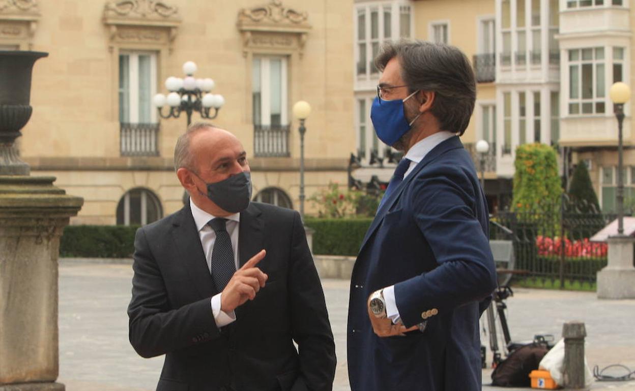 PNV y PP se enzarzan por los contratos de la Diputación de Álava con las consultoras del cártel