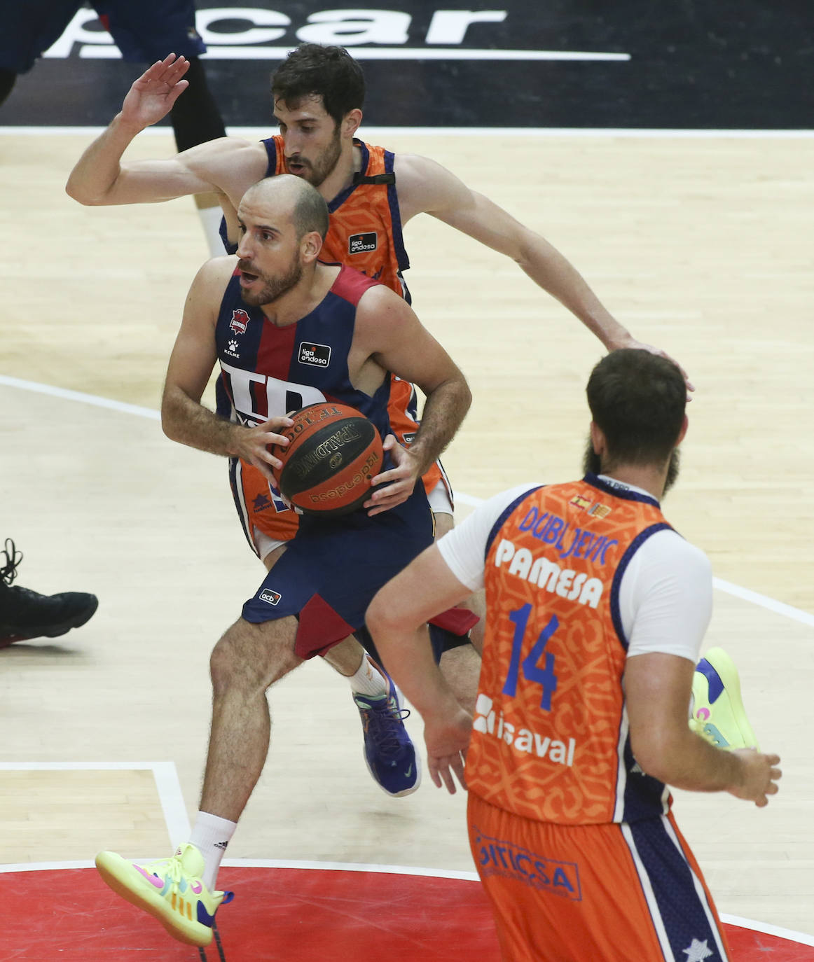 Fotos: Las mejores imágenes del Valencia - Baskonia