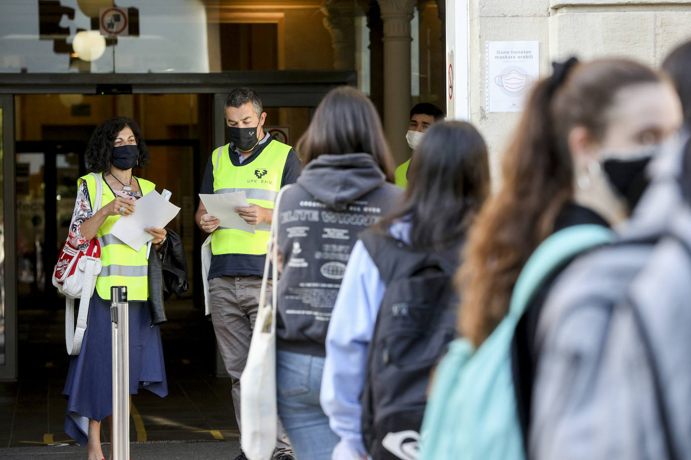 Fotos: Primera jornada de la Selectividad 2021 en Álava