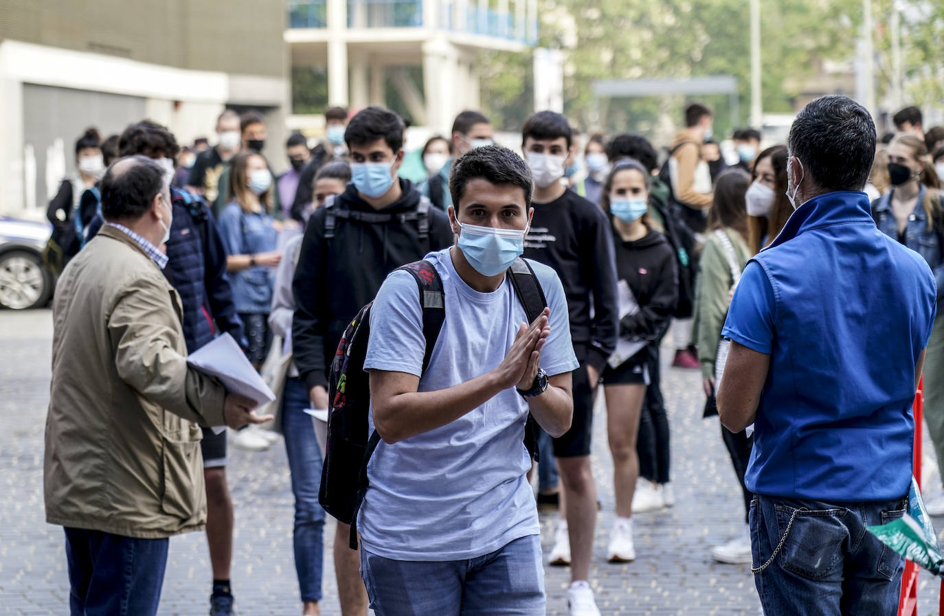 Fotos: Primera jornada de la Selectividad 2021 en Álava