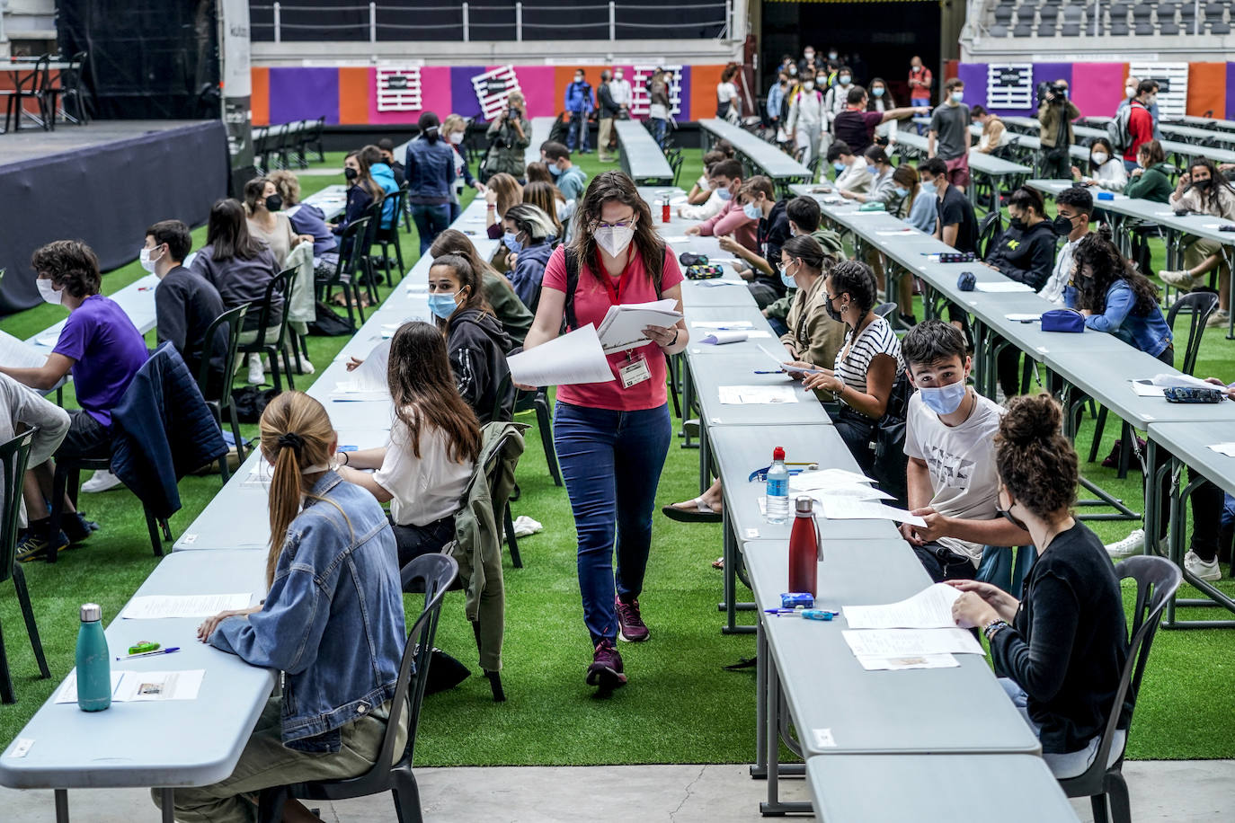 Fotos: Primera jornada de la Selectividad 2021 en Álava