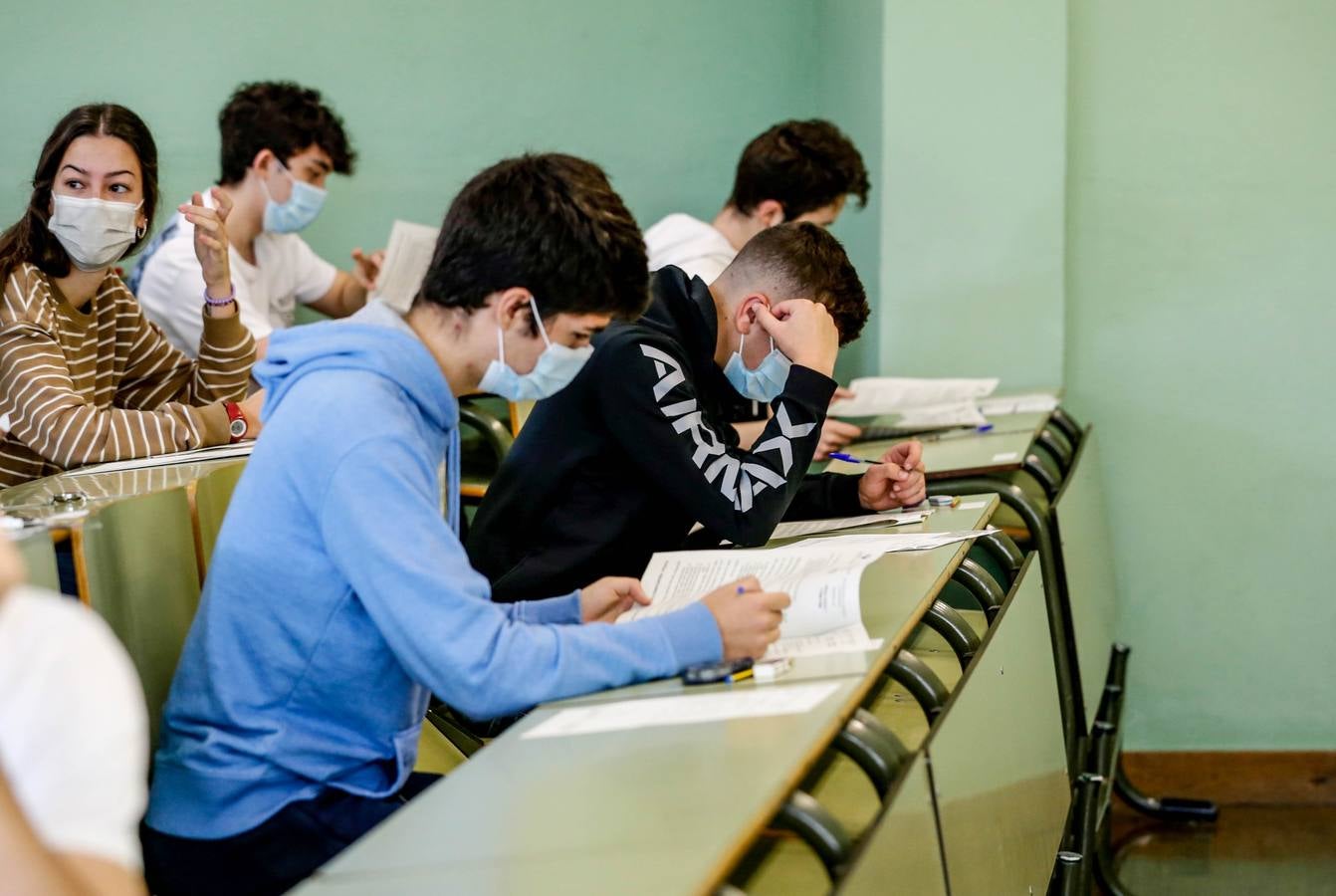 Fotos: Primera jornada de la Selectividad 2021