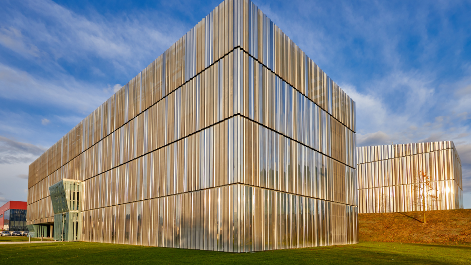 Edificio del CIC Energigune en el Parque Tecnológico de Álava. Estudio Idom, 2013.