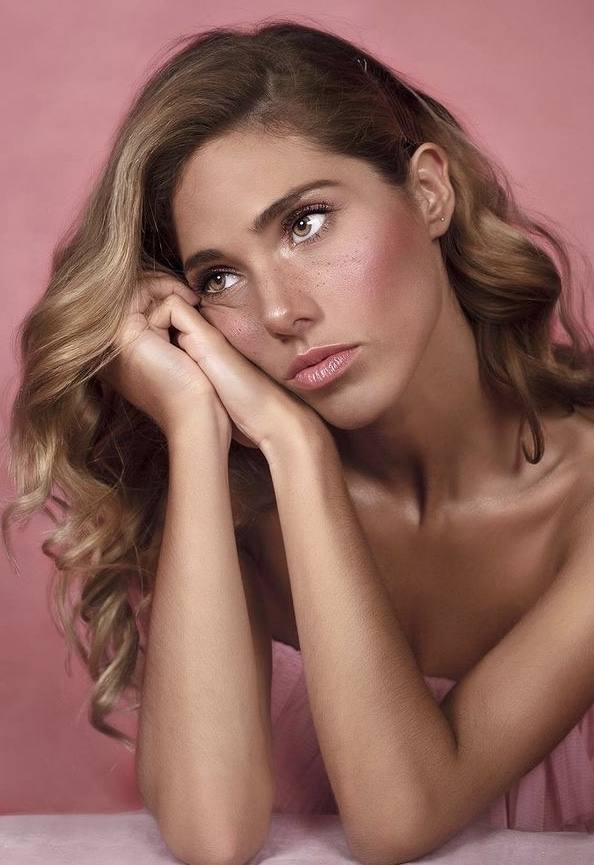 Fotos: Sheila, la modelo vizcaína que se rifan las firmas de moda