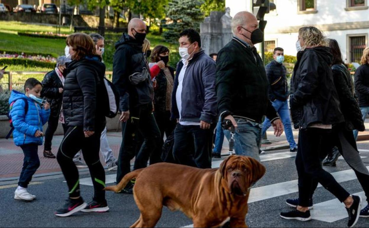 «La población de 60 años afronta el mismo riesgo que la británica»