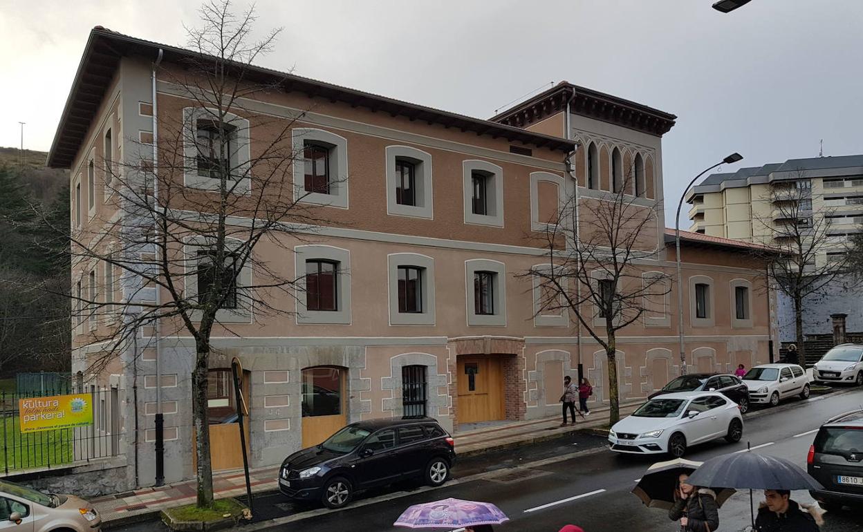 La casa se ha usado como centro de vacunación entre abril y junio. 