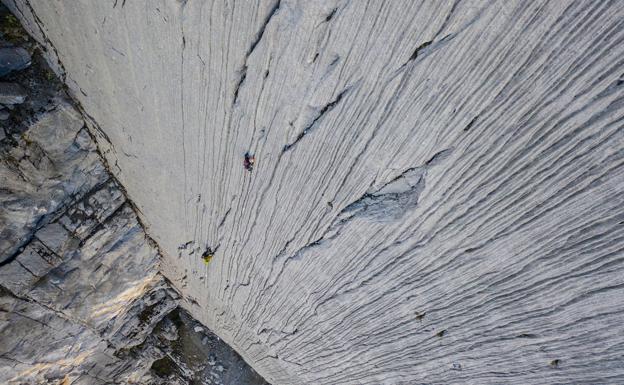 Imagen principal - Los Pou marchan a los Andes Peruanos en busca de nuevas vías de escalada