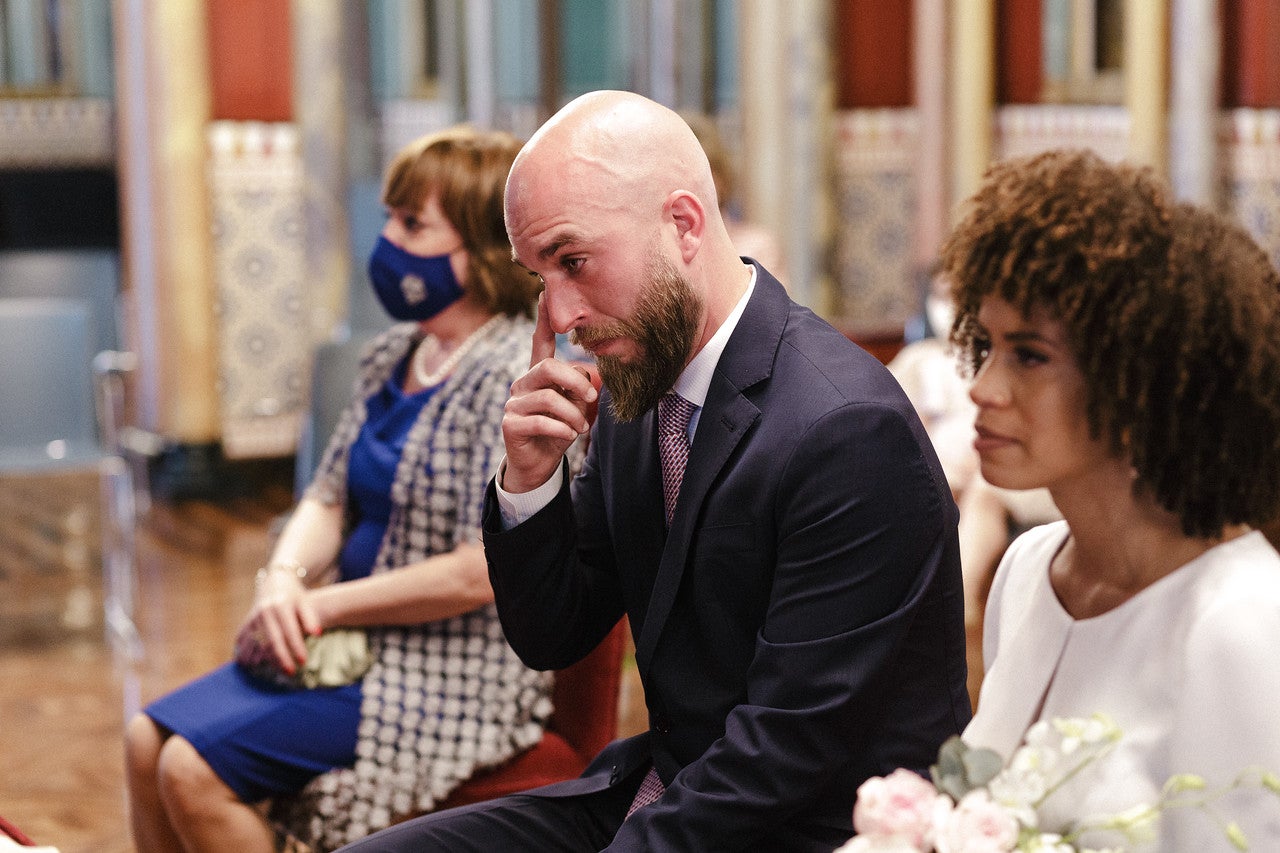 Fotos: La boda de Sonji e Iker en el Ayuntamiento de Bilbao