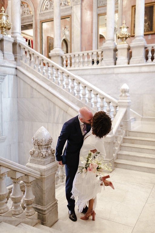 Fotos: La boda de Sonji e Iker en el Ayuntamiento de Bilbao