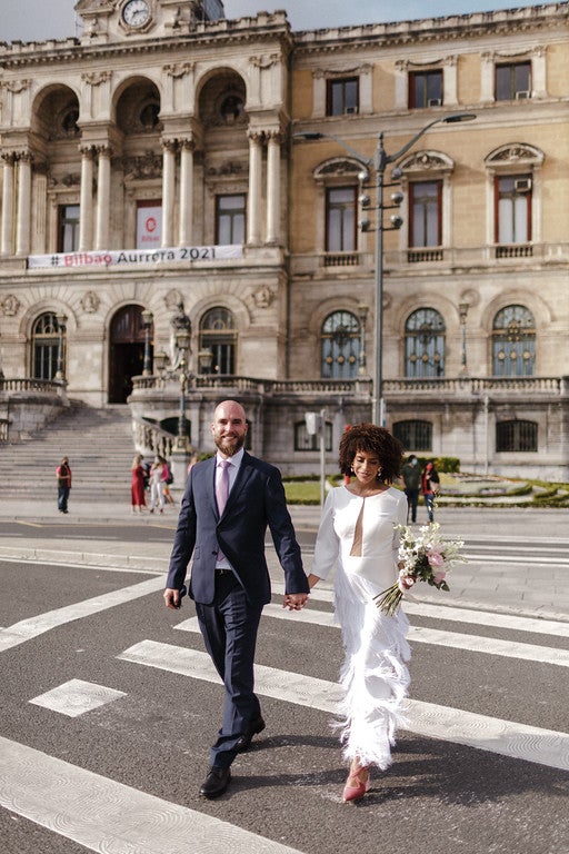 Fotos: La boda de Sonji e Iker en el Ayuntamiento de Bilbao