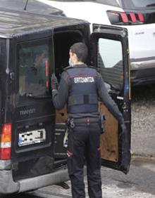 Imagen secundaria 2 - Detenido en San Sebastián el presunto asesino de una vitoriana cuando pretendía cambiar de imagen en una peluquería