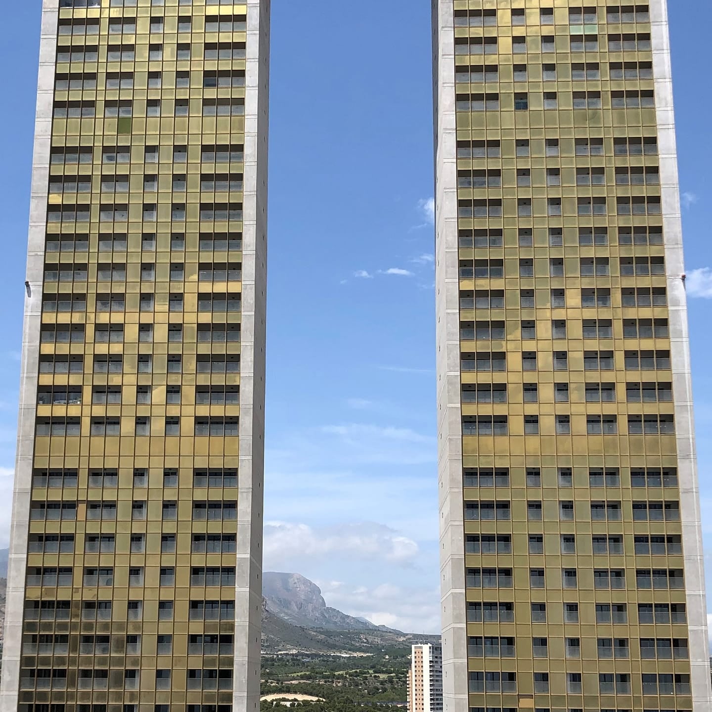 Fotos: Benidorm estrena un rascacielos de altura