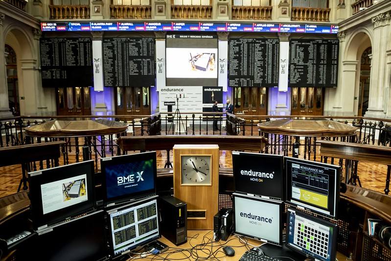 Interior de la Bolsa de Madrid. 