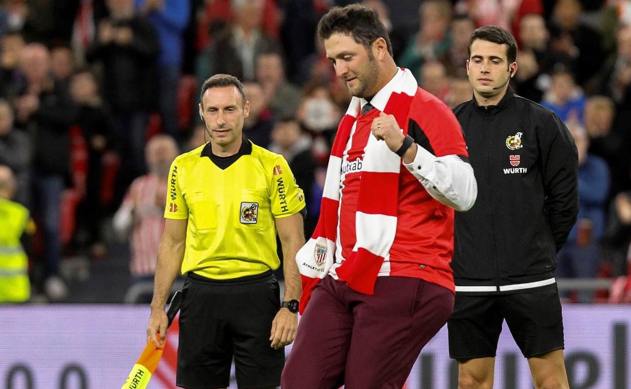 Jon Rahm hizo el saque de honor en dciembre de 2019.