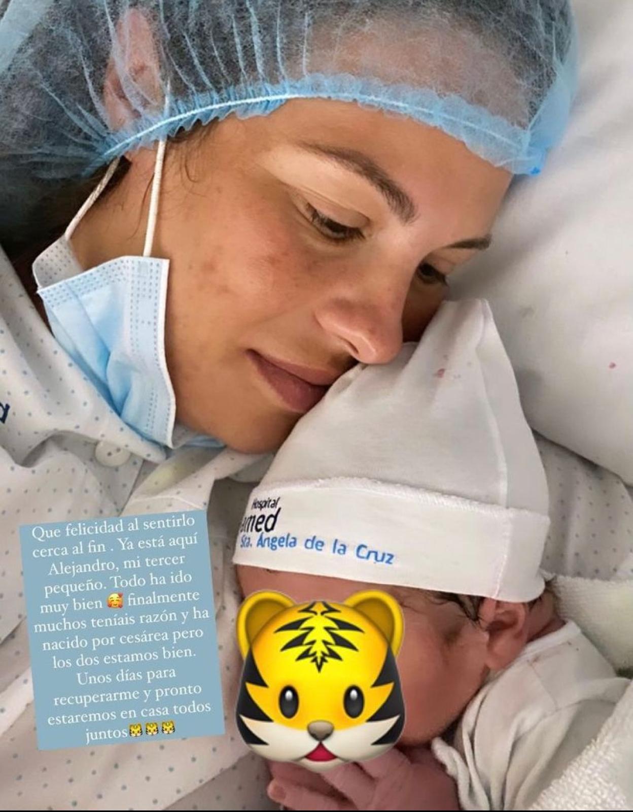 Jessica Bueno da a luz a Alejandro, su tercer hijo.