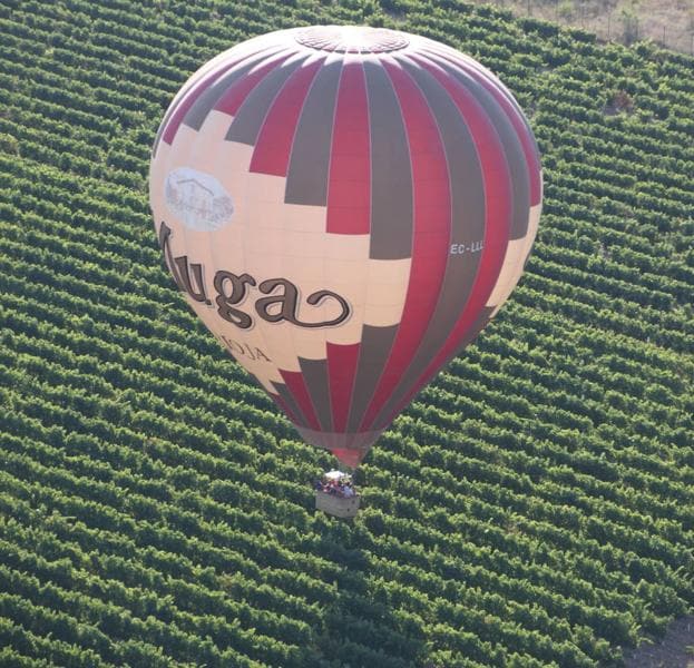 Un globo sobrevuela Casalarreina.