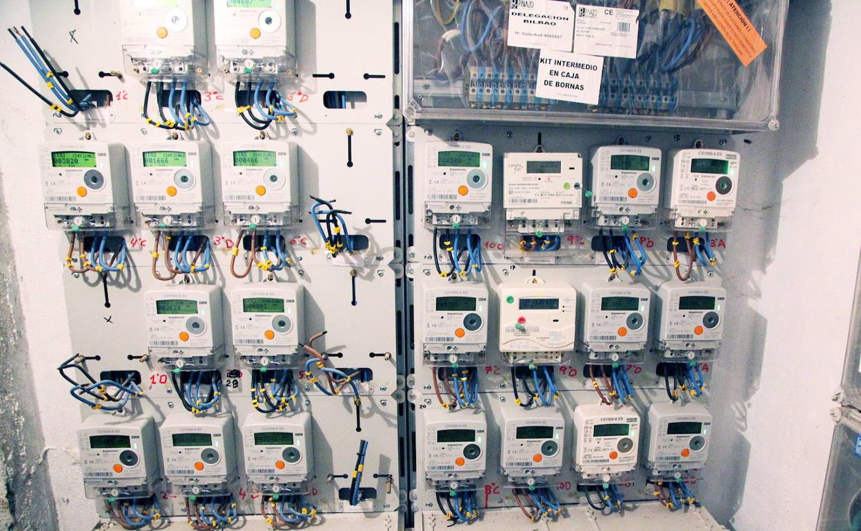 Un incidente con un hidroavión en Francia deja a más de un millón de españoles sin luz