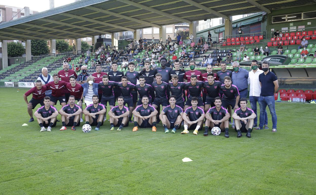 La ilusión por bandera en Las Llanas