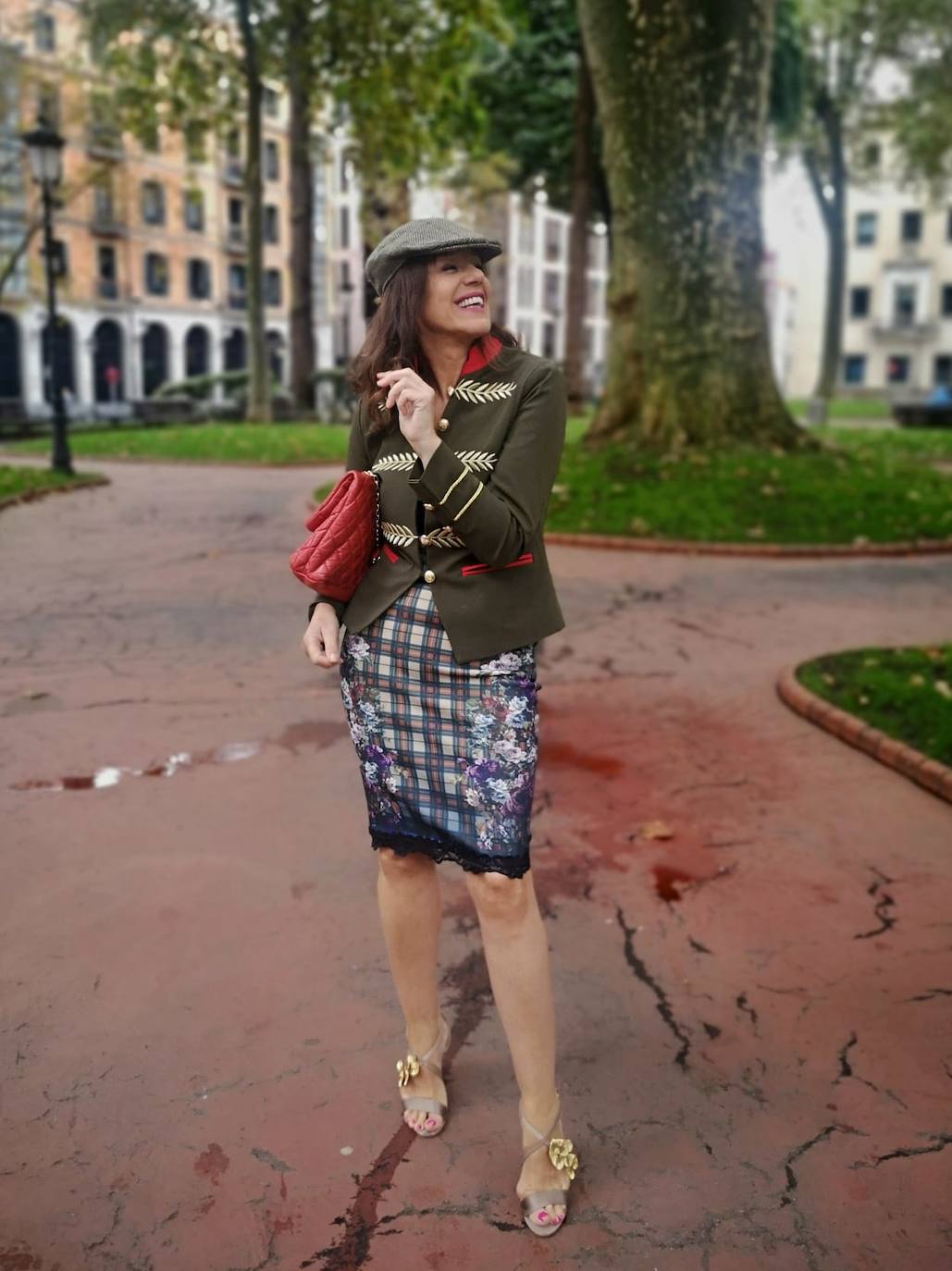 Fotos: Amaia, la periodista que no pasa desapercibida en Bilbao con sus looks asequibles y