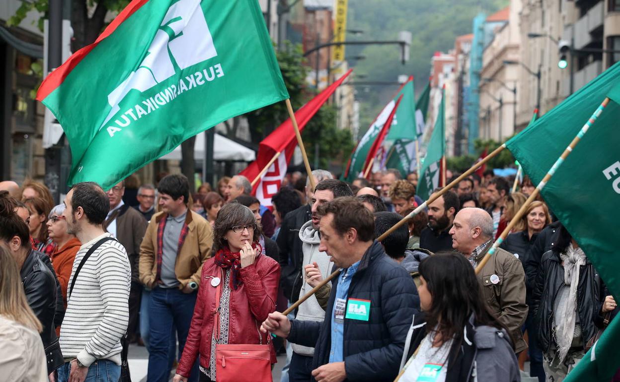 ELA da un giro y propondrá en su congreso impulsar una república independiente