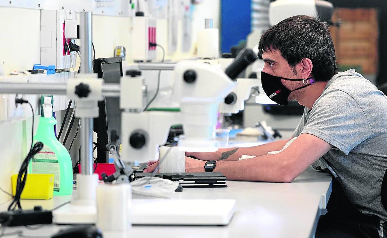 La empresa aporta formación específica a sus trabajadores. 