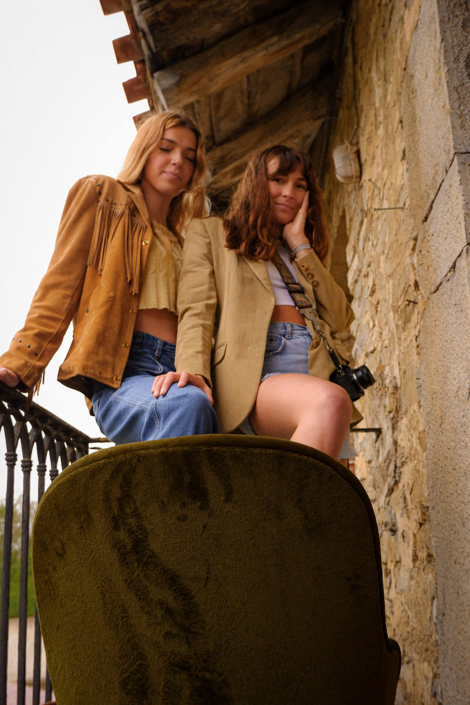 Fotos: Dos estudiantes de la UPV abren una tienda online diferente de ropa &#039;vintage&#039;