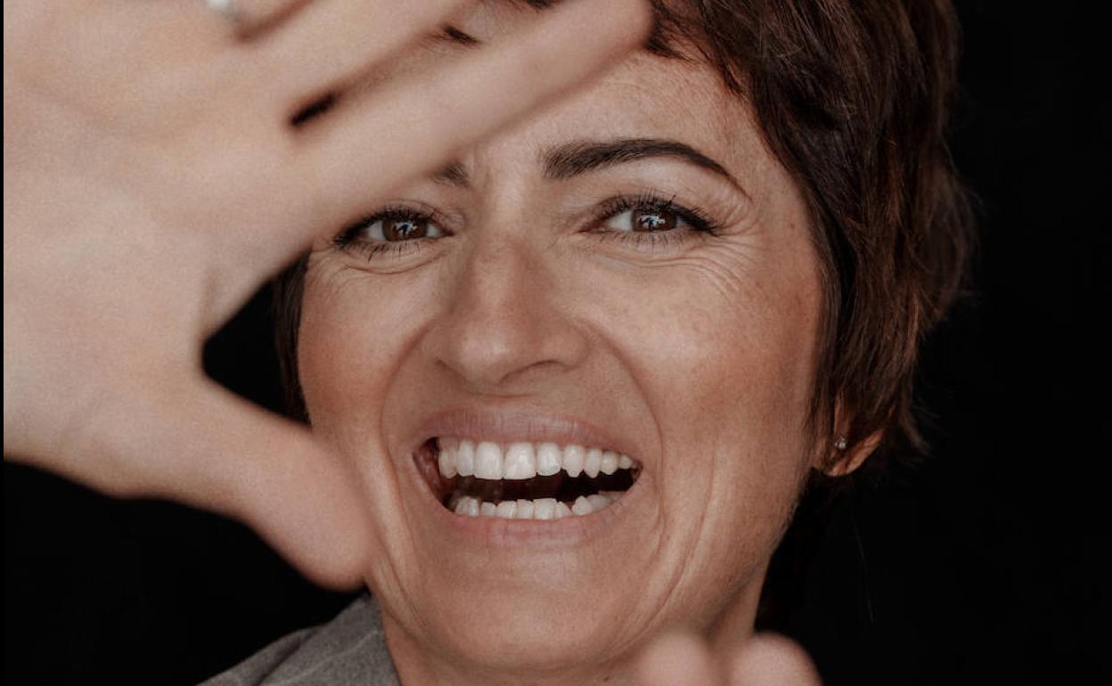 Silvia Abril se considera una «tipa afortunada» en el humor y en el amor. 