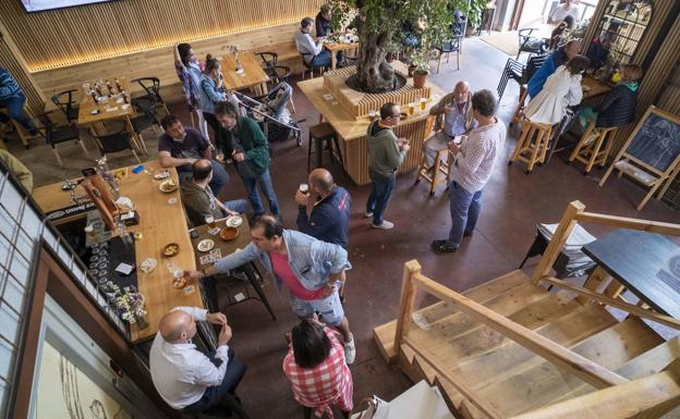 Cantabria suspende temporalmente el semáforo covid tras los reveses judiciales