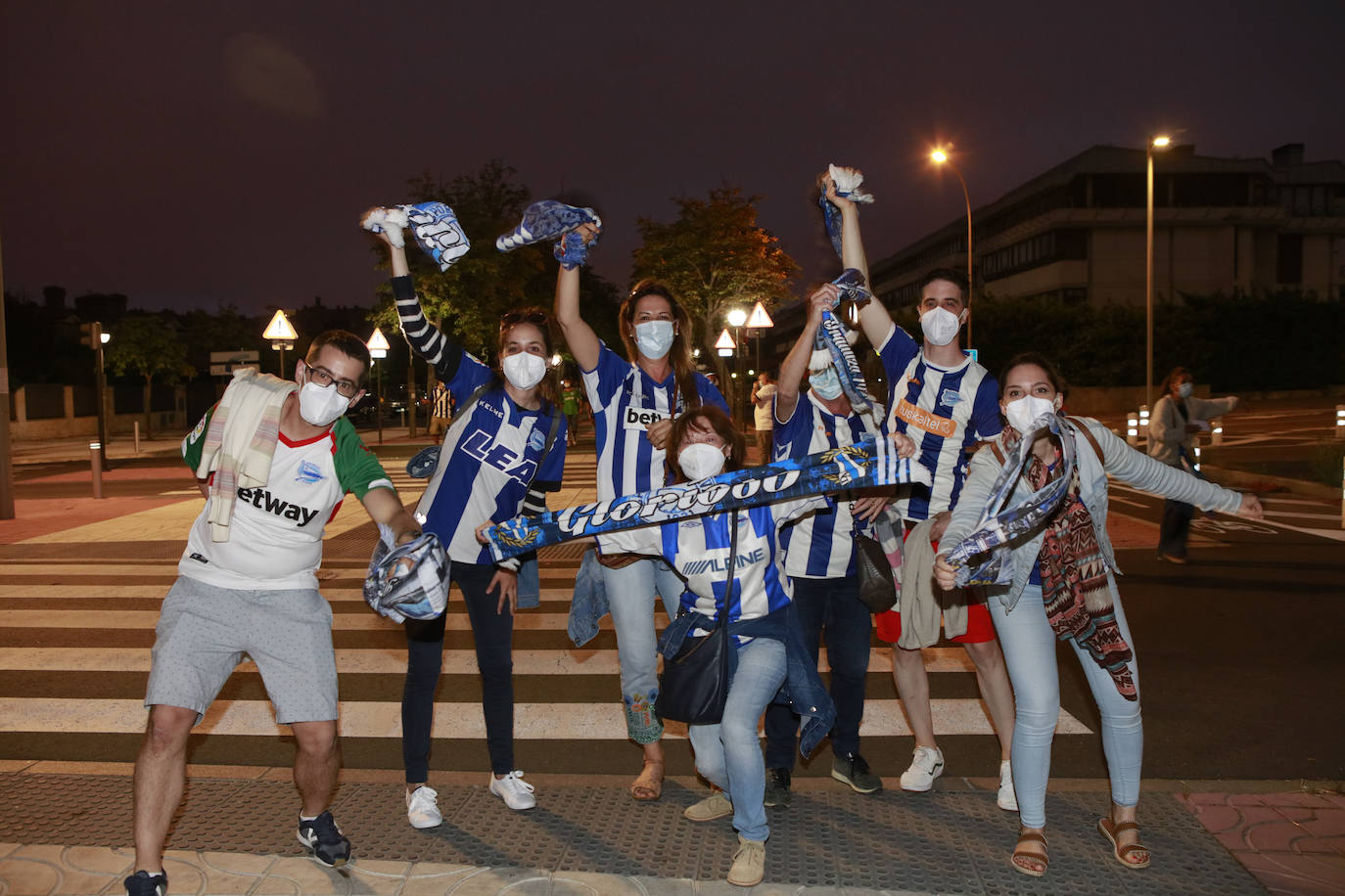 Fotos: El regreso de la afición a Mendizorroza, en imágenes