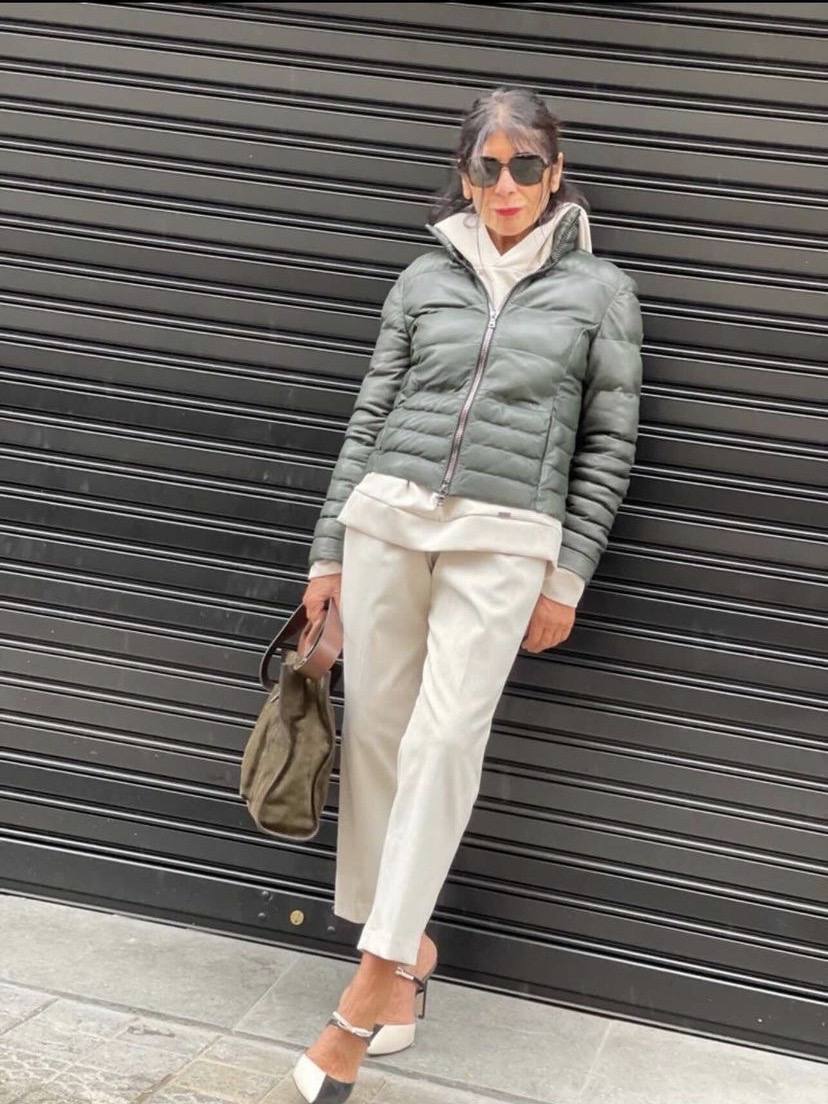 Fotos: Pepa, la experta en moda de Algorta que cree que la talla «solo es un número» y que la minifalda tiene edad