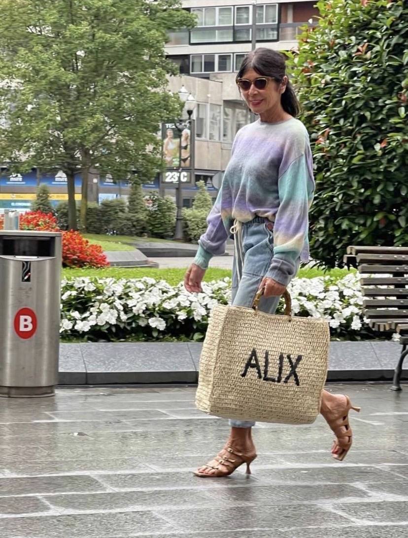 Fotos: Pepa, la experta en moda de Algorta que cree que la talla «solo es un número» y que la minifalda tiene edad