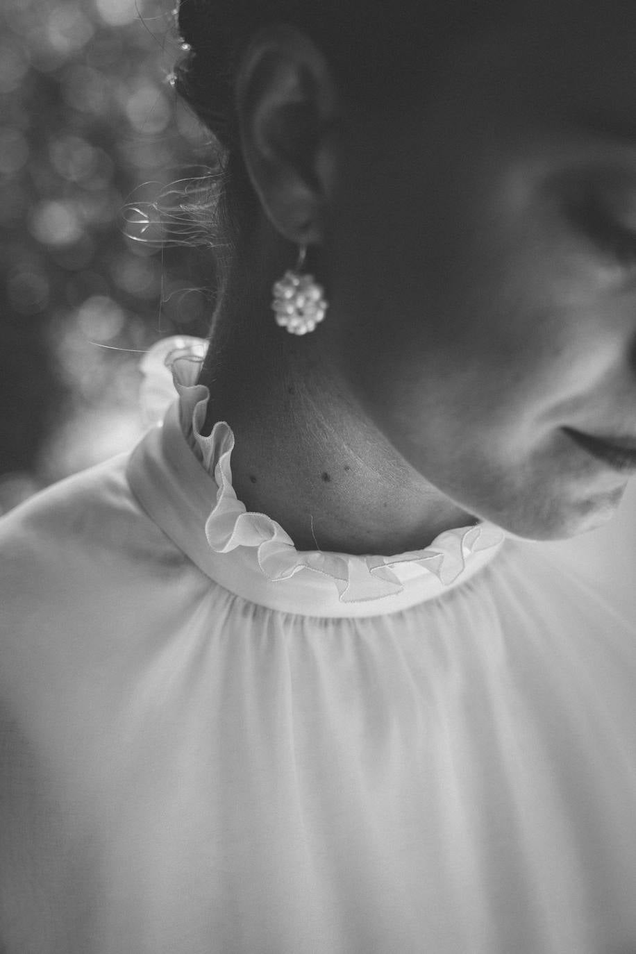 Fotos: Naia, la novia con capa de organza que se casó en Mundaka