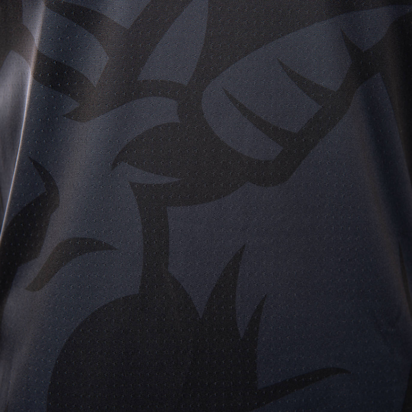 Fotos: Las tres nuevas camisetas del Baskonia