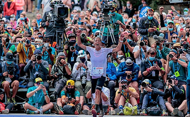 Dauwalker celebra su victoria.