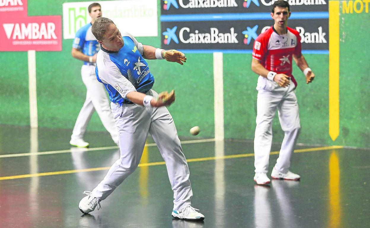 Olaizola le ganó la partida a Altuna en los cuadros alegres. 