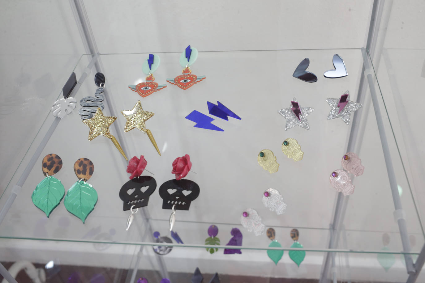 Fotos: Un templo de pendientes «cañeros» abre sus puertas en Las Arenas