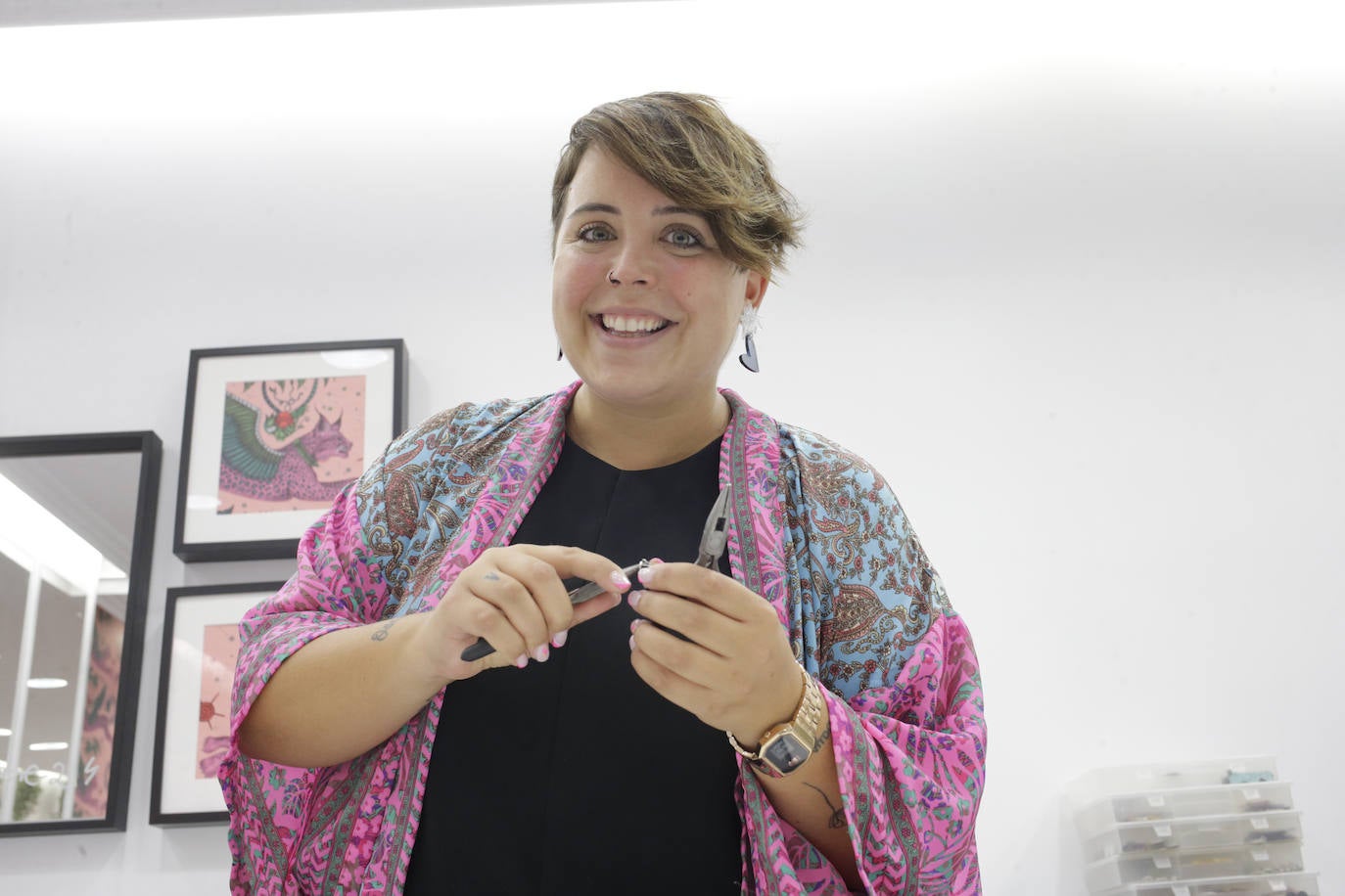 Fotos: Un templo de pendientes «cañeros» abre sus puertas en Las Arenas