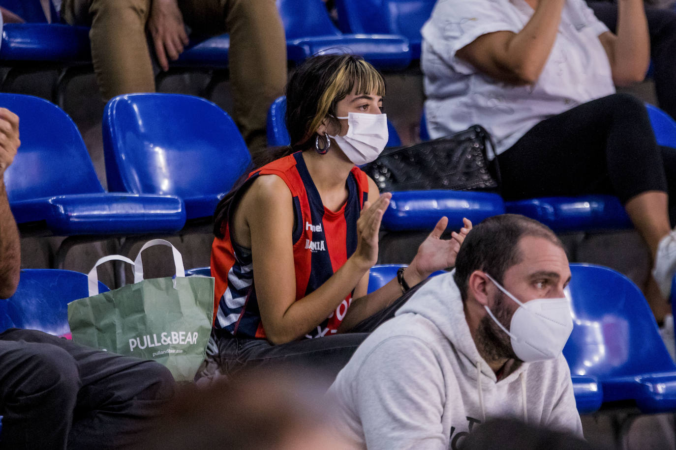 Fotos: El baskonismo regresa a las gradas del Buesa Arena